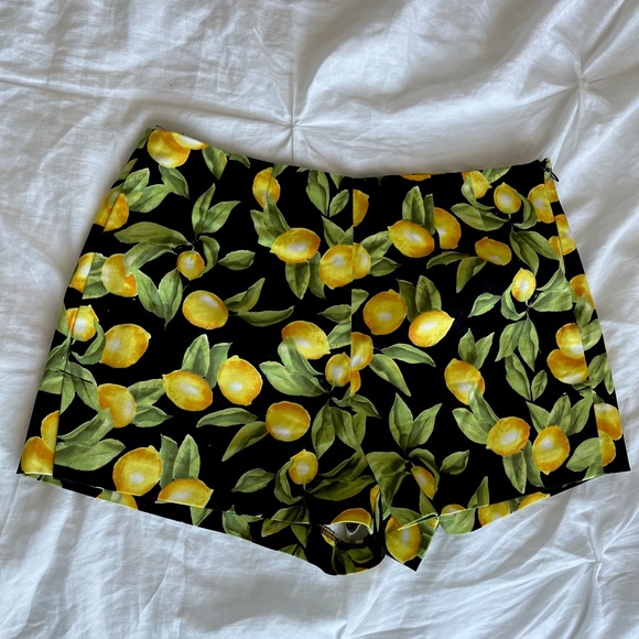 Forever 21 shorts. XS - Picture 1 of 2